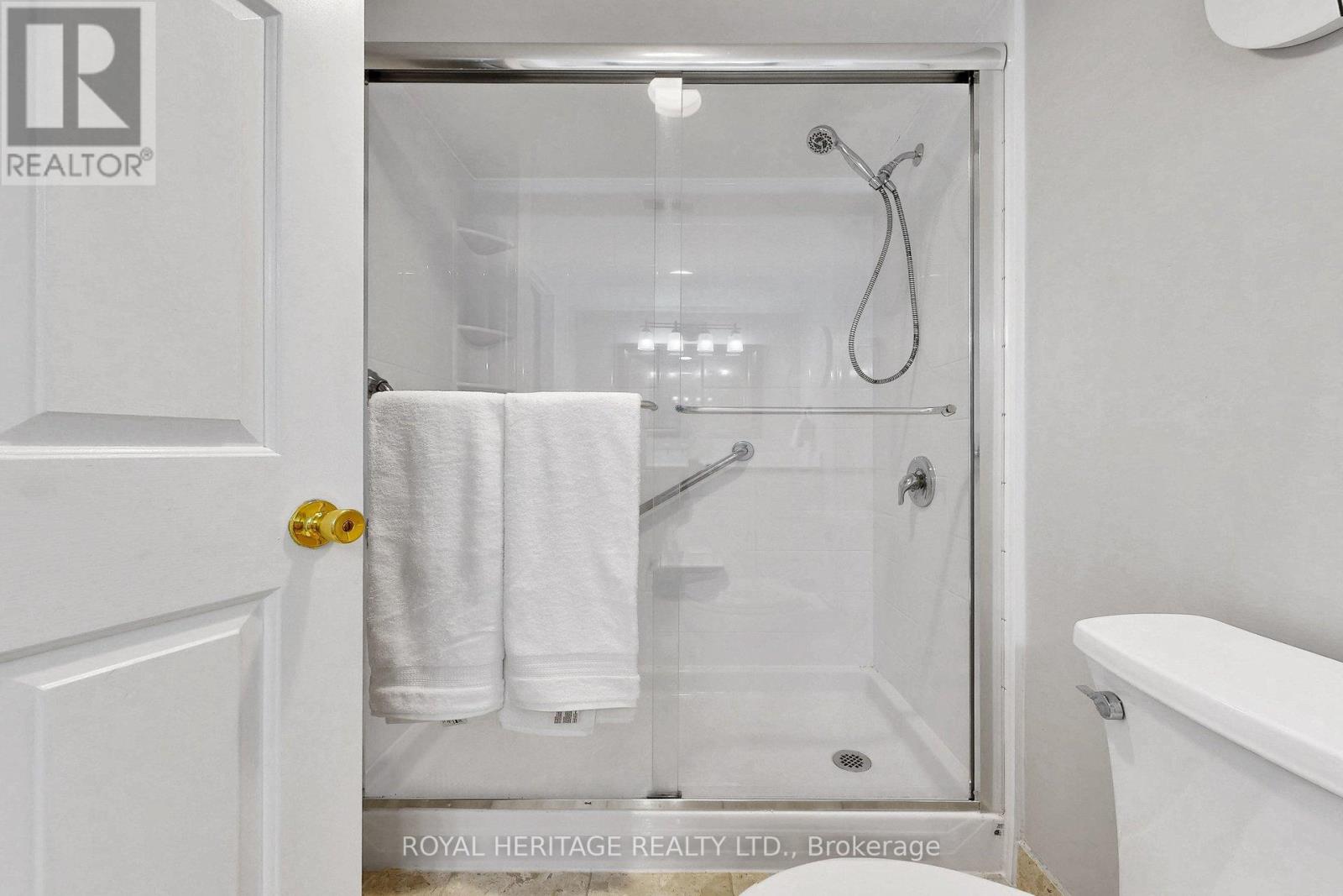 #207 20 GUILDWOOD PARKWAY - 24