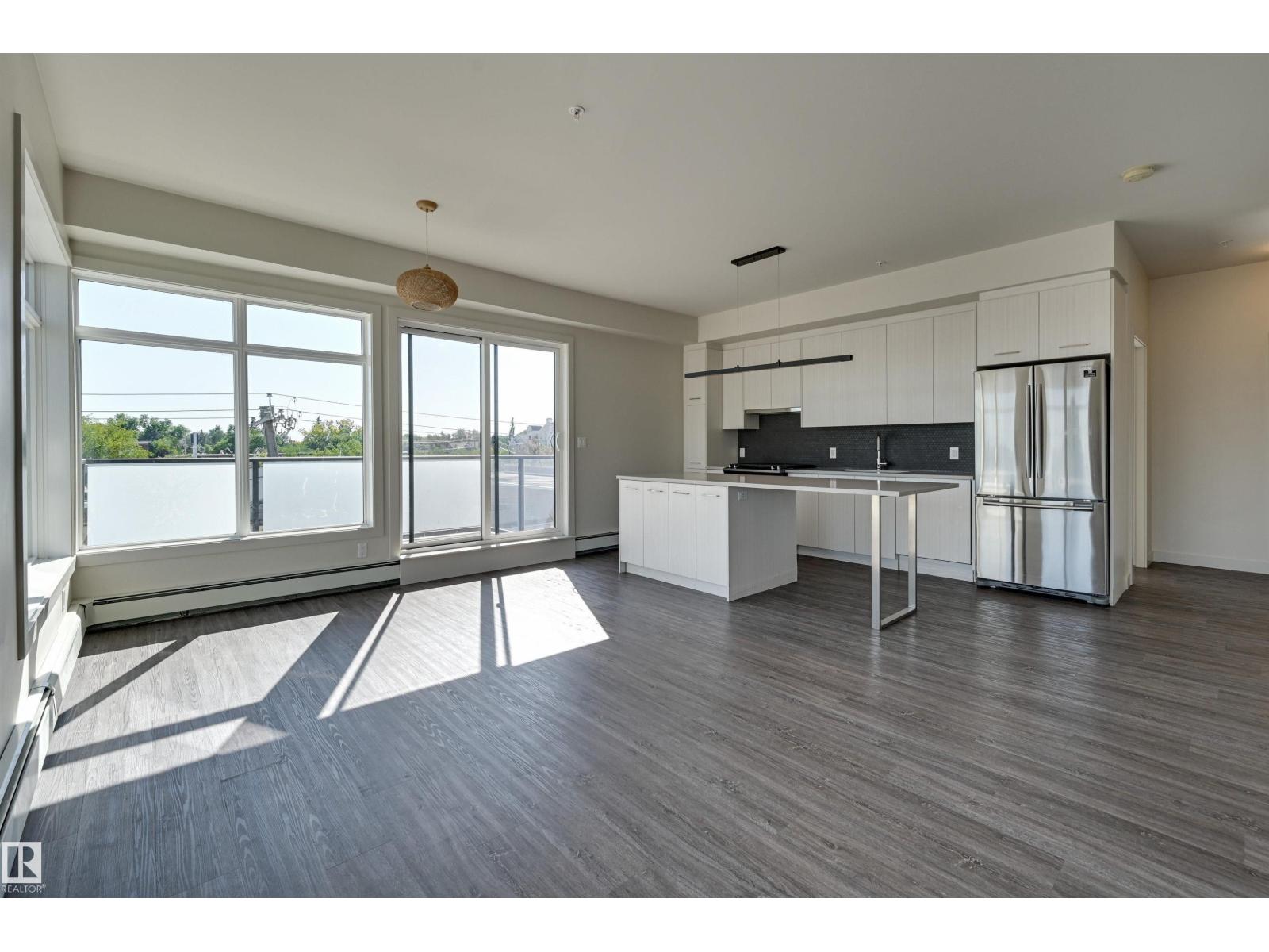 #403 10837 83 AV NW NW, Edmonton