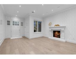 13183 19a Avenue, Surrey, BC V4A9M9 Photo 6