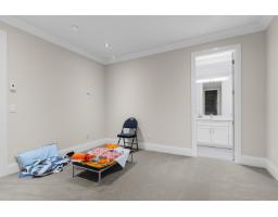 13183 19a Avenue, Surrey, BC V4A9M9 Photo 23