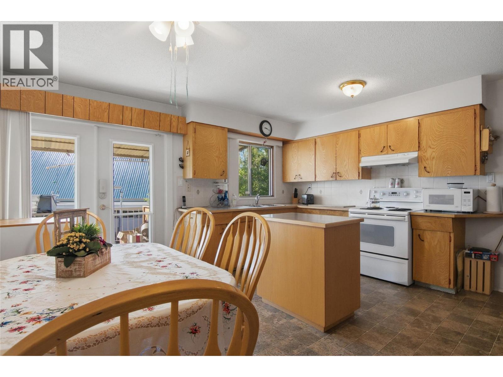 236 Spruce Avenue - Image 2