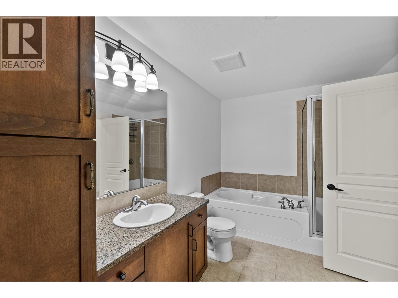 #204 795 McGill Road - 14