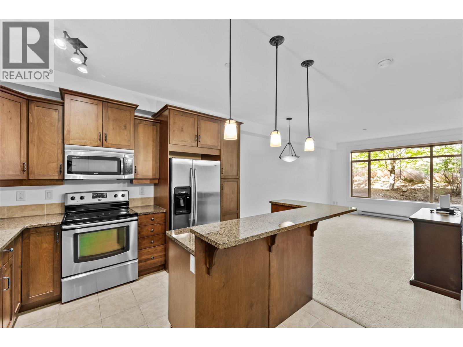 #204 795 McGill Road - Image 2