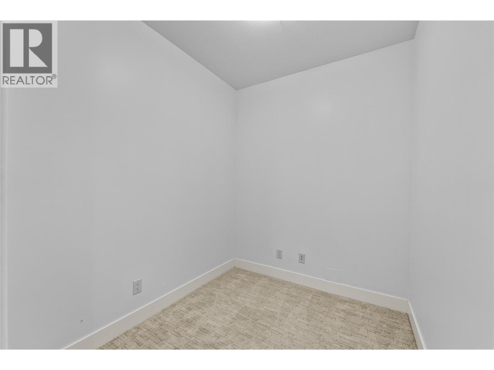 #204 795 McGill Road - 20