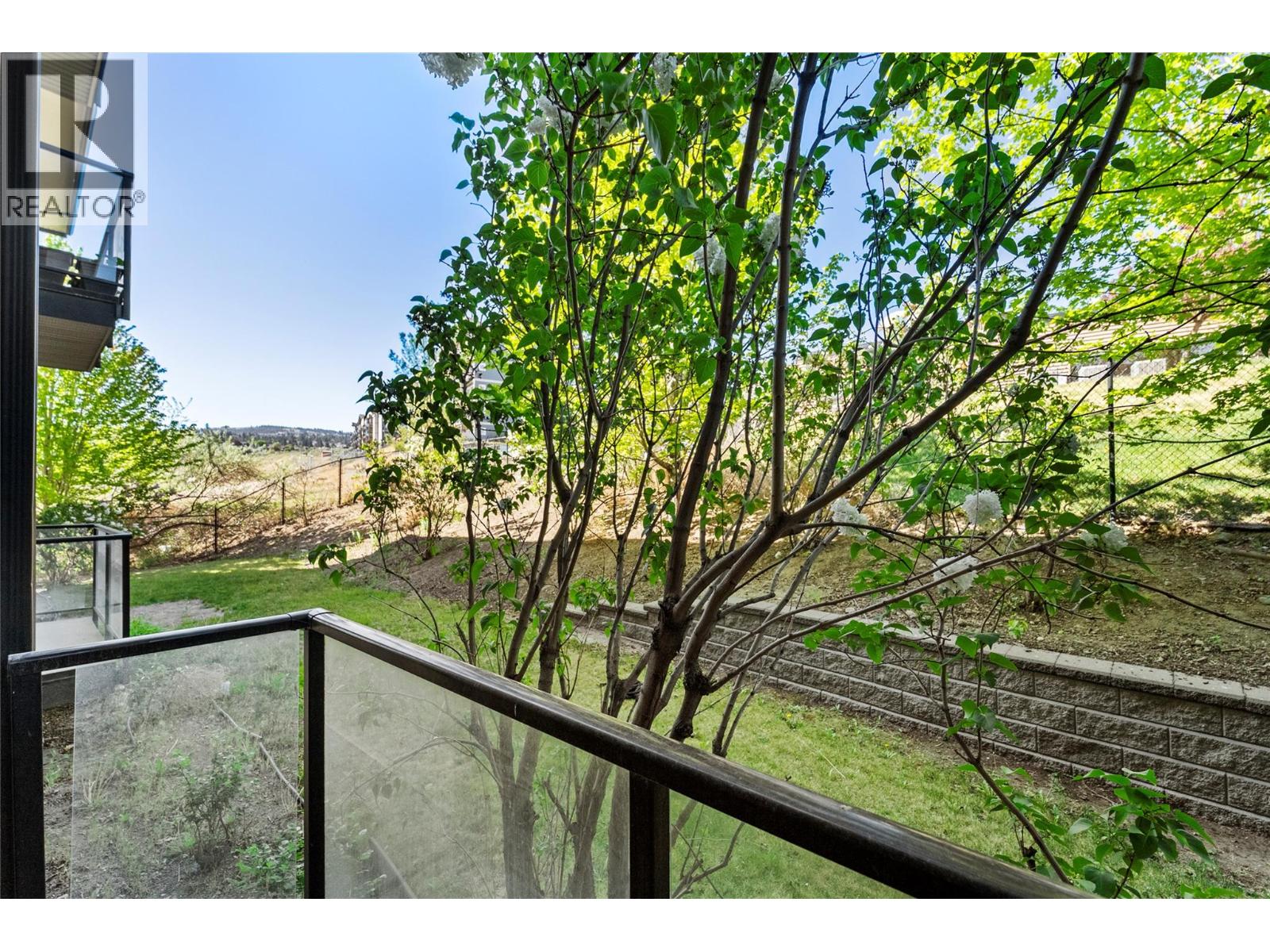 #204 795 McGill Road - 23
