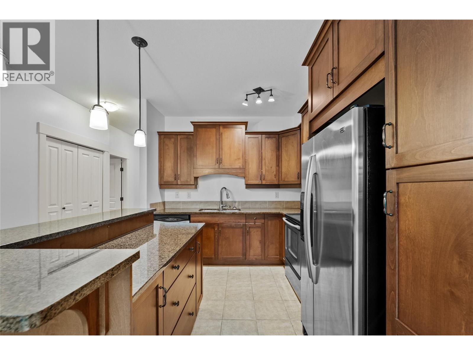 #204 795 McGill Road - Image 3