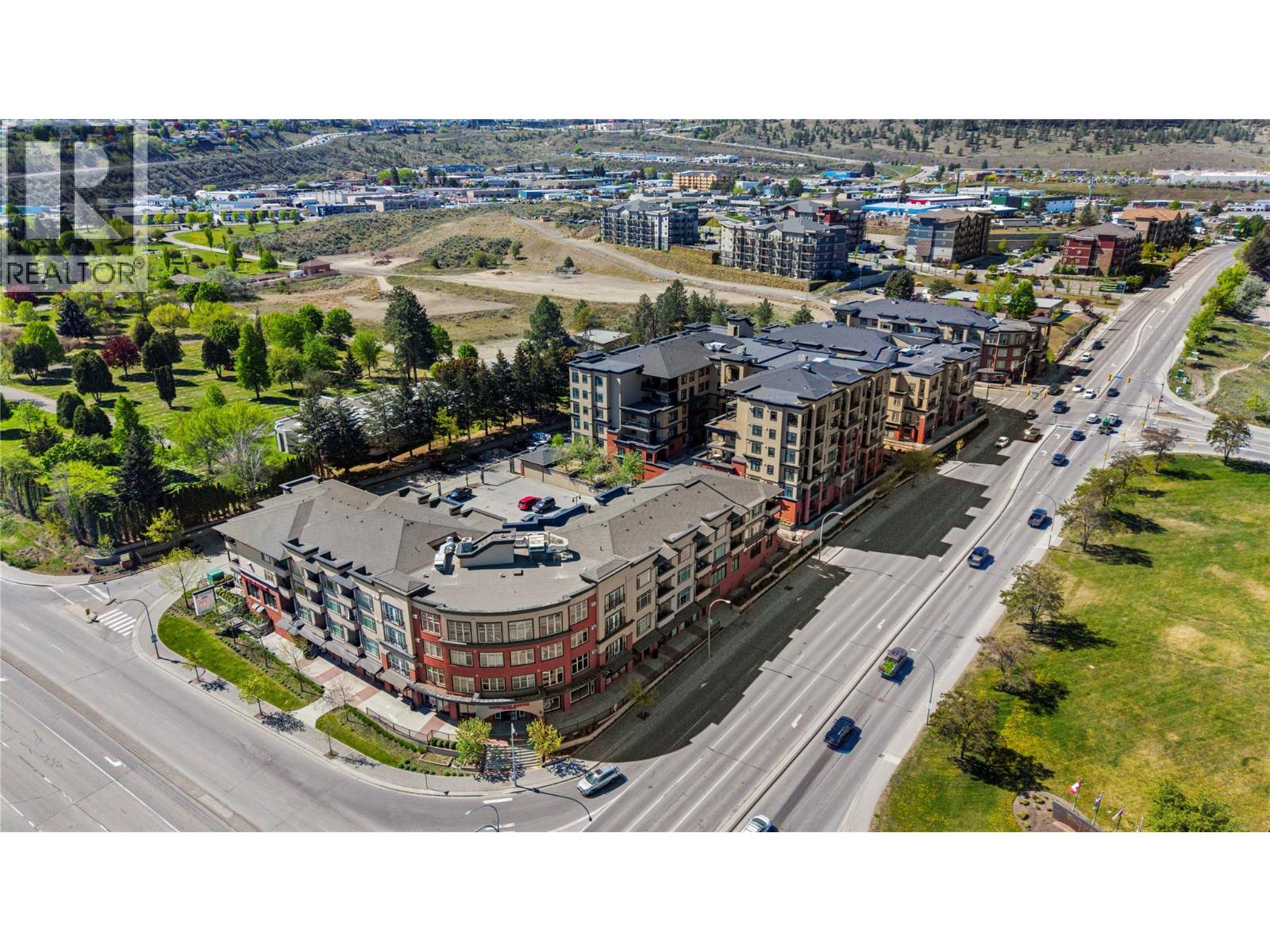 #204 795 McGill Road - 33