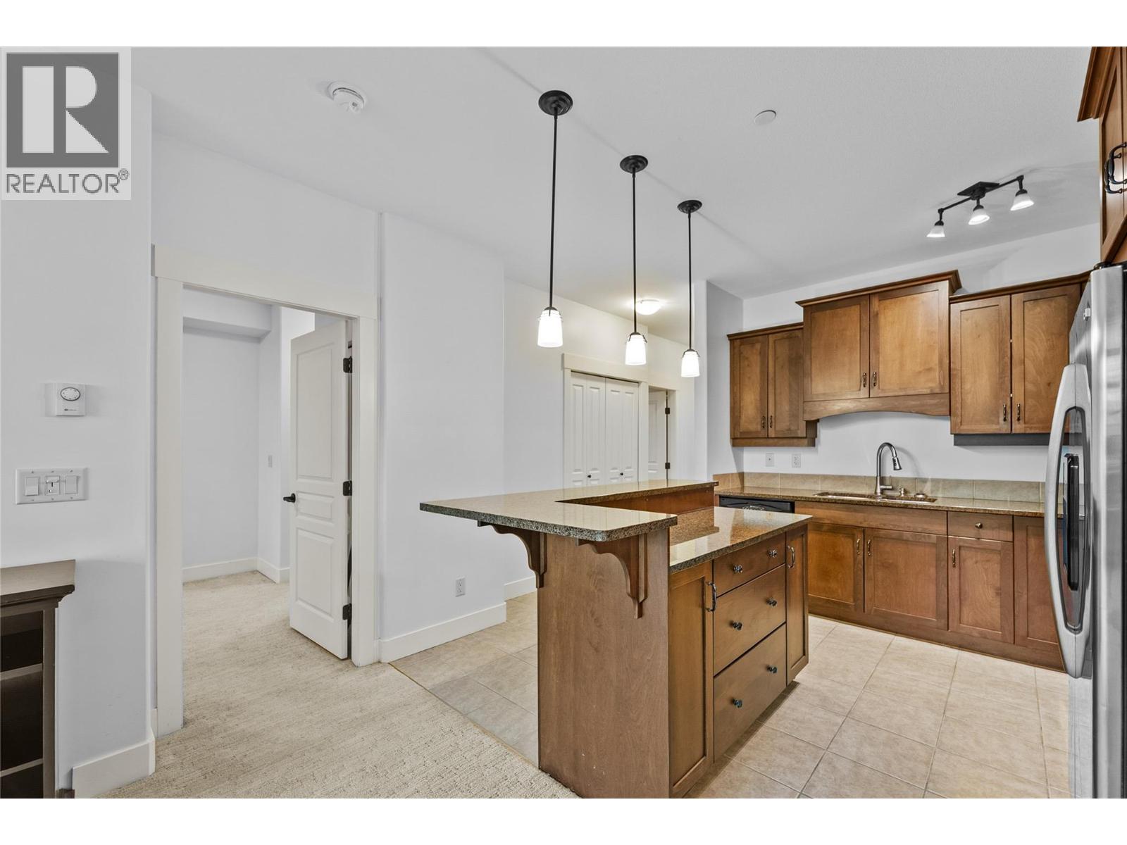 #204 795 McGill Road - 5