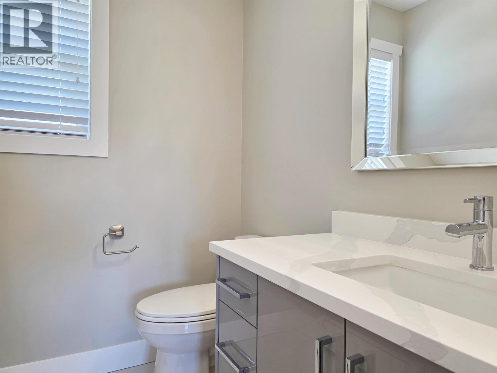 947 LAUREL ROAD - 32