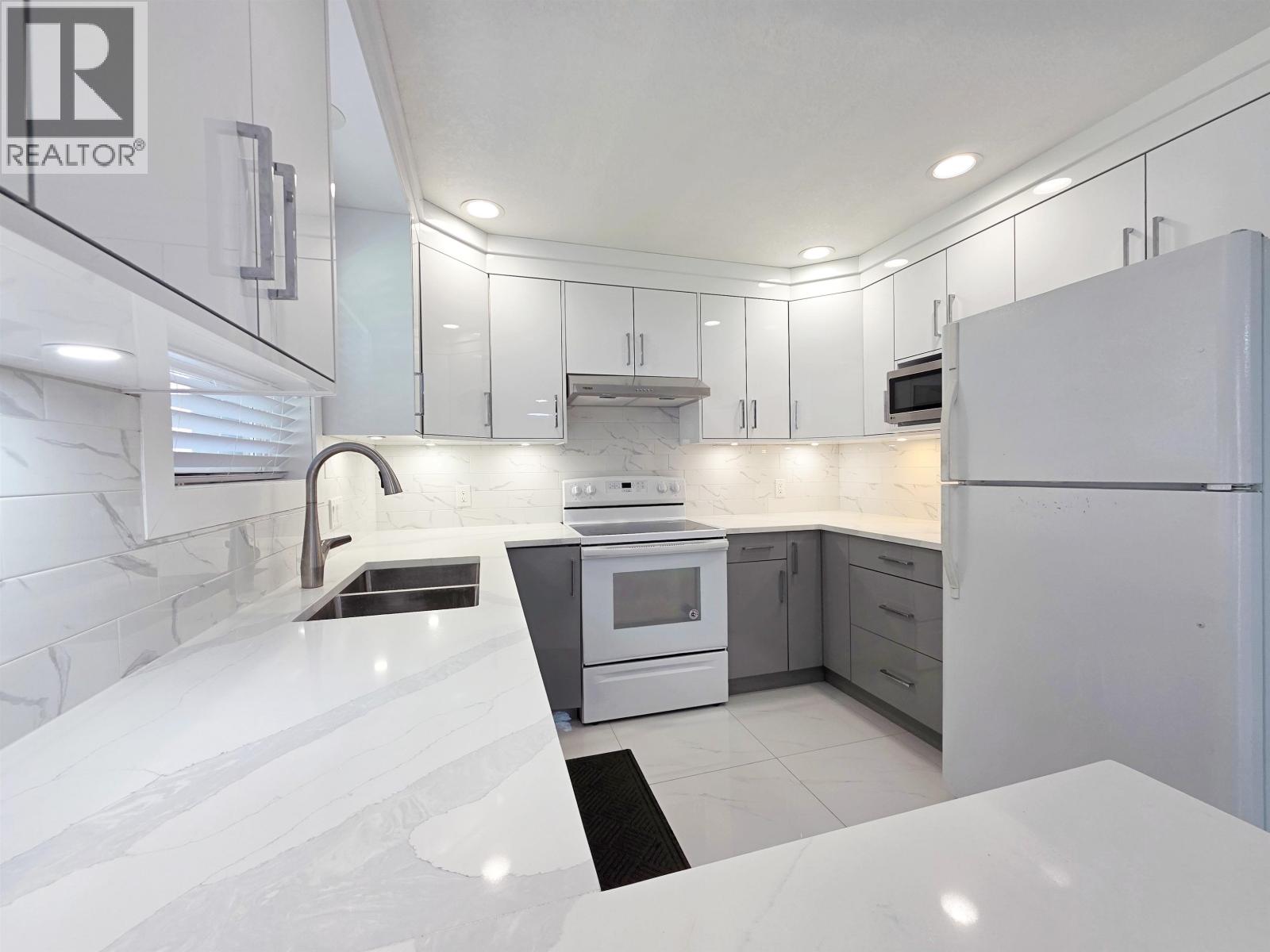 947 LAUREL ROAD - 28