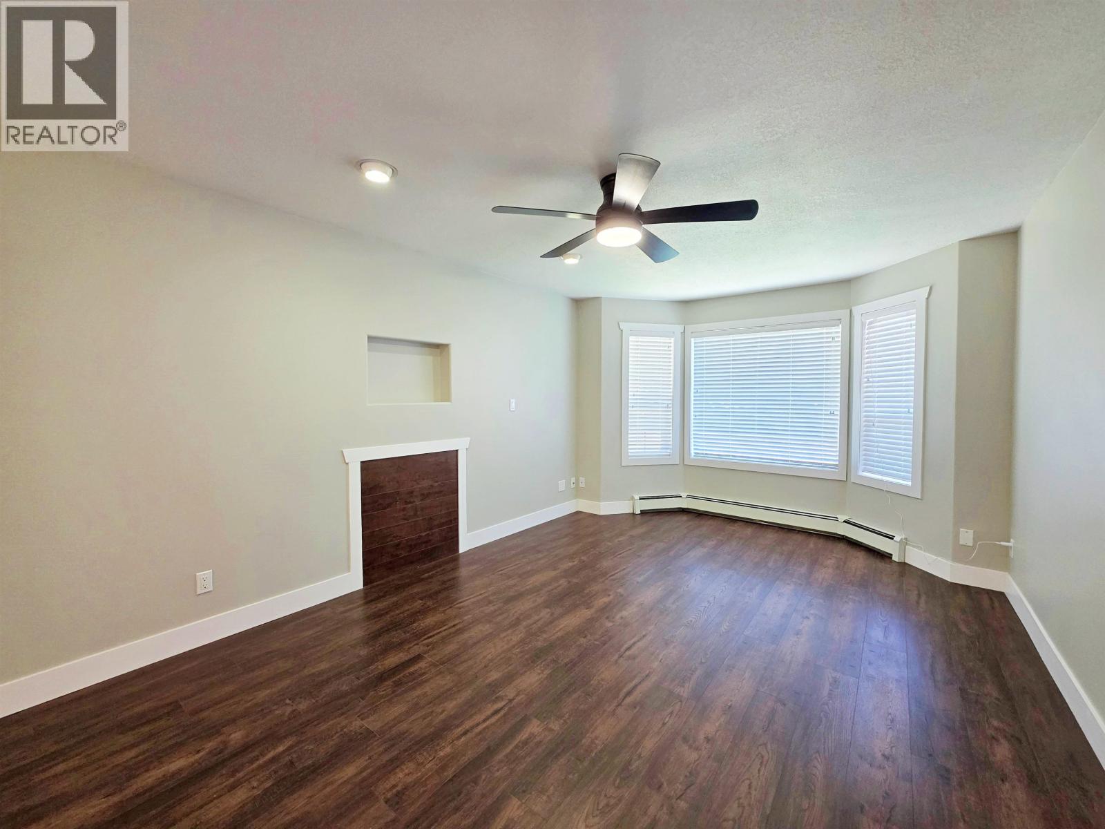 947 LAUREL ROAD - 24