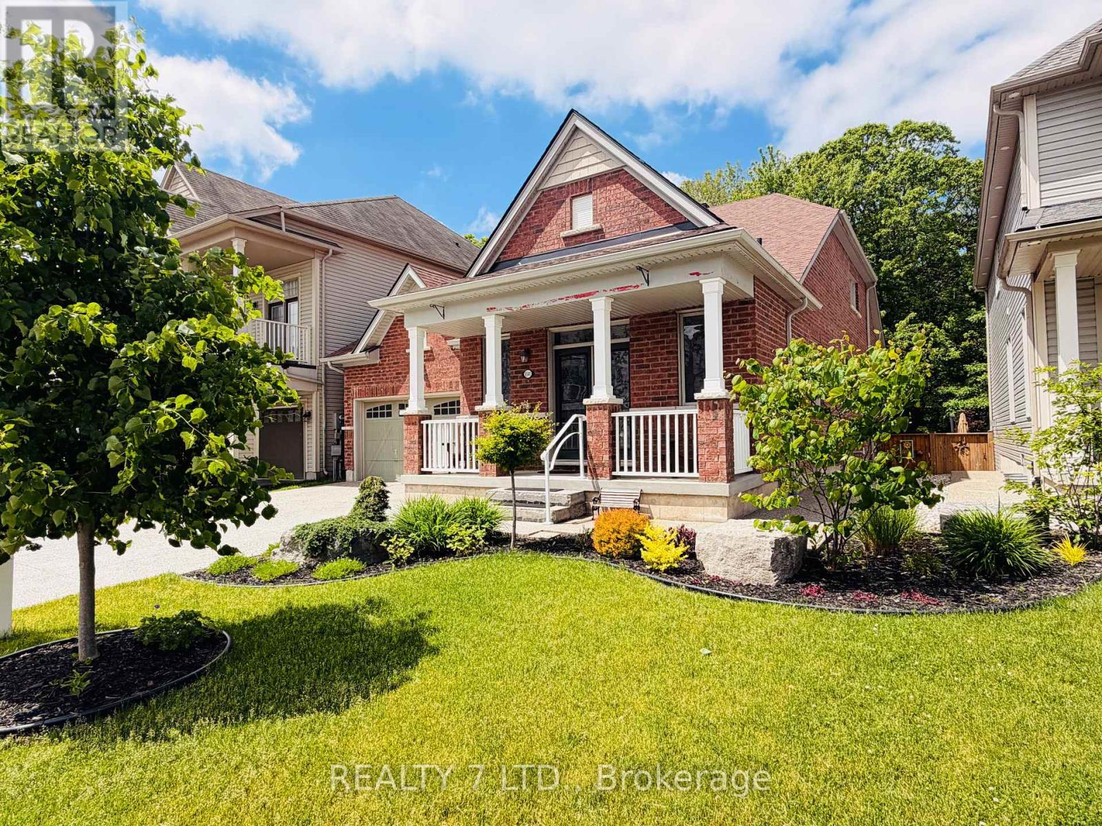8541 SWEET CHESTNUT DRIVE