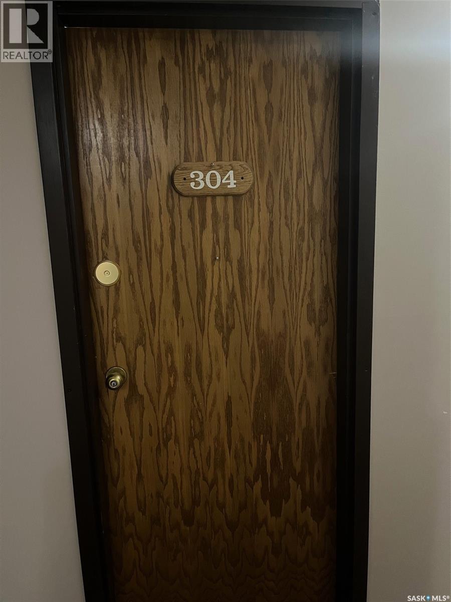 #304 408 Heritage DRIVE - Image 3