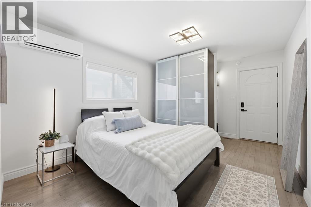 252 KING Street W, Hamilton, Ontario, L8P1A9 — Photo 21