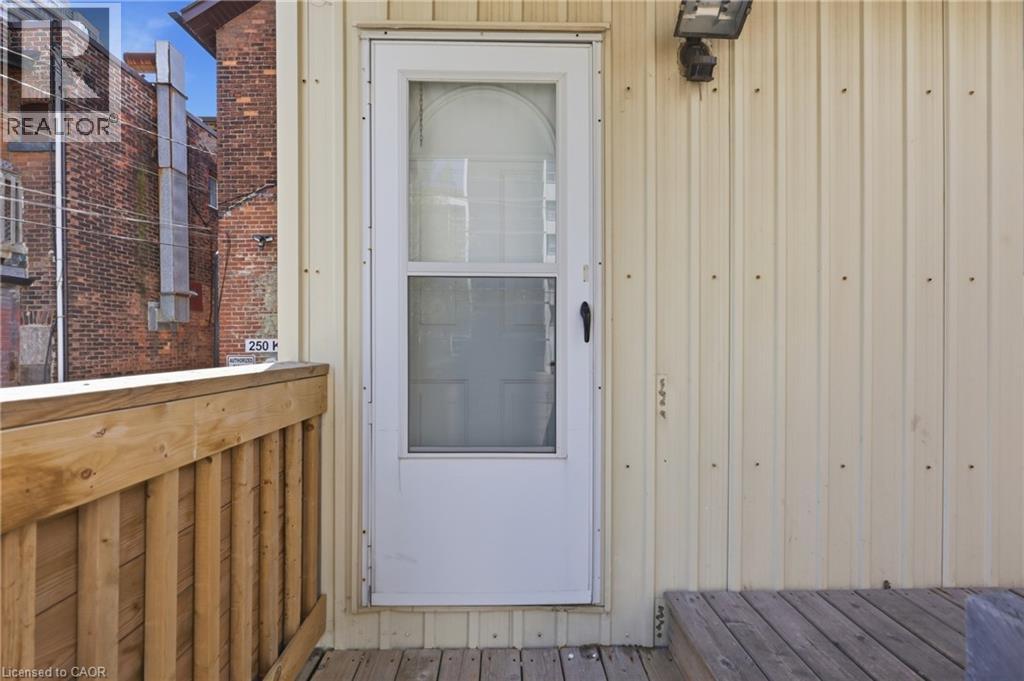252 KING Street W, Hamilton, Ontario, L8P1A9 — Photo 41