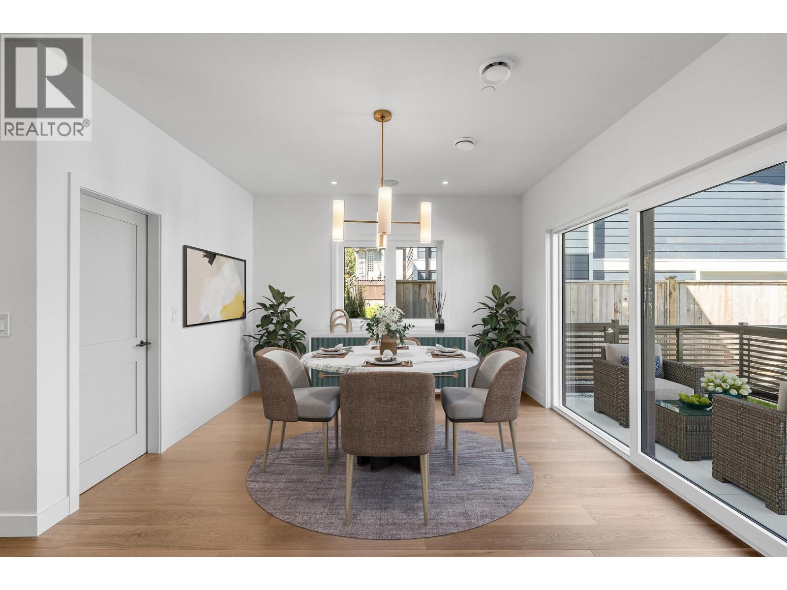 1 1860 MOORE AVENUE, Burnaby