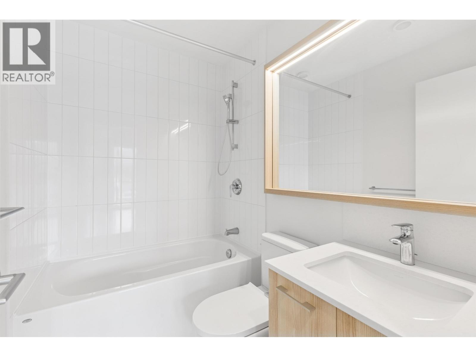 308 741 ANSKAR COURT, Coquitlam