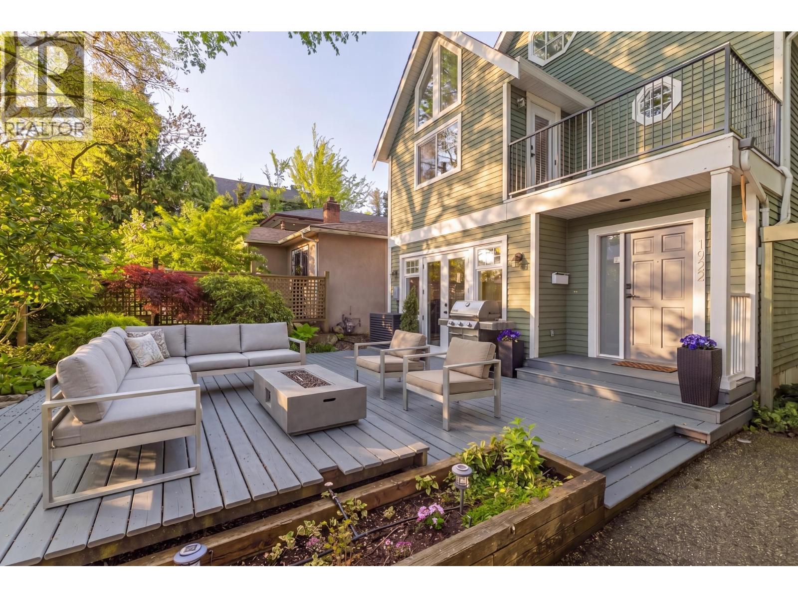 1922 E 6TH AVENUE, Vancouver