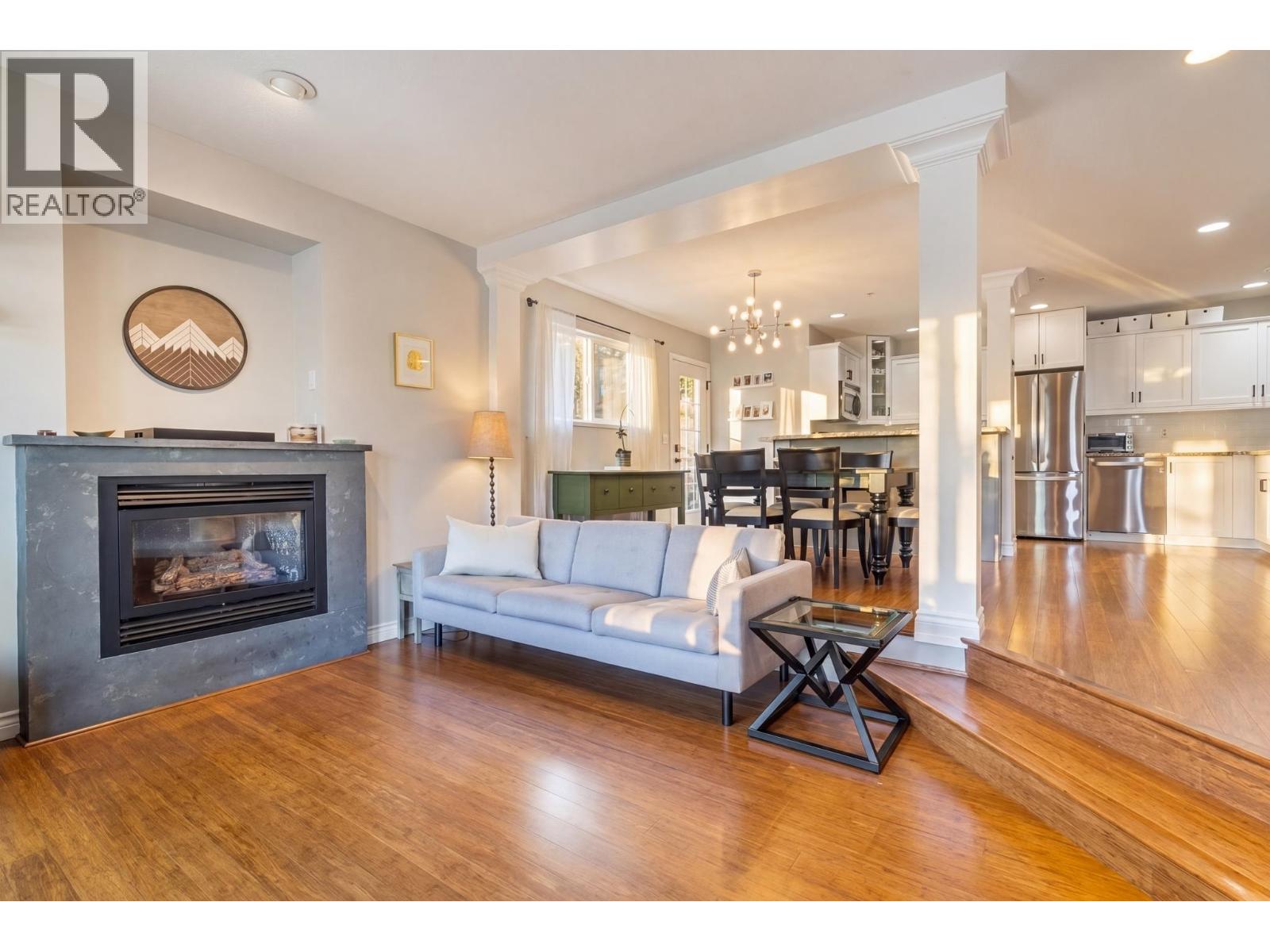 1922 E 6TH AVENUE, Vancouver