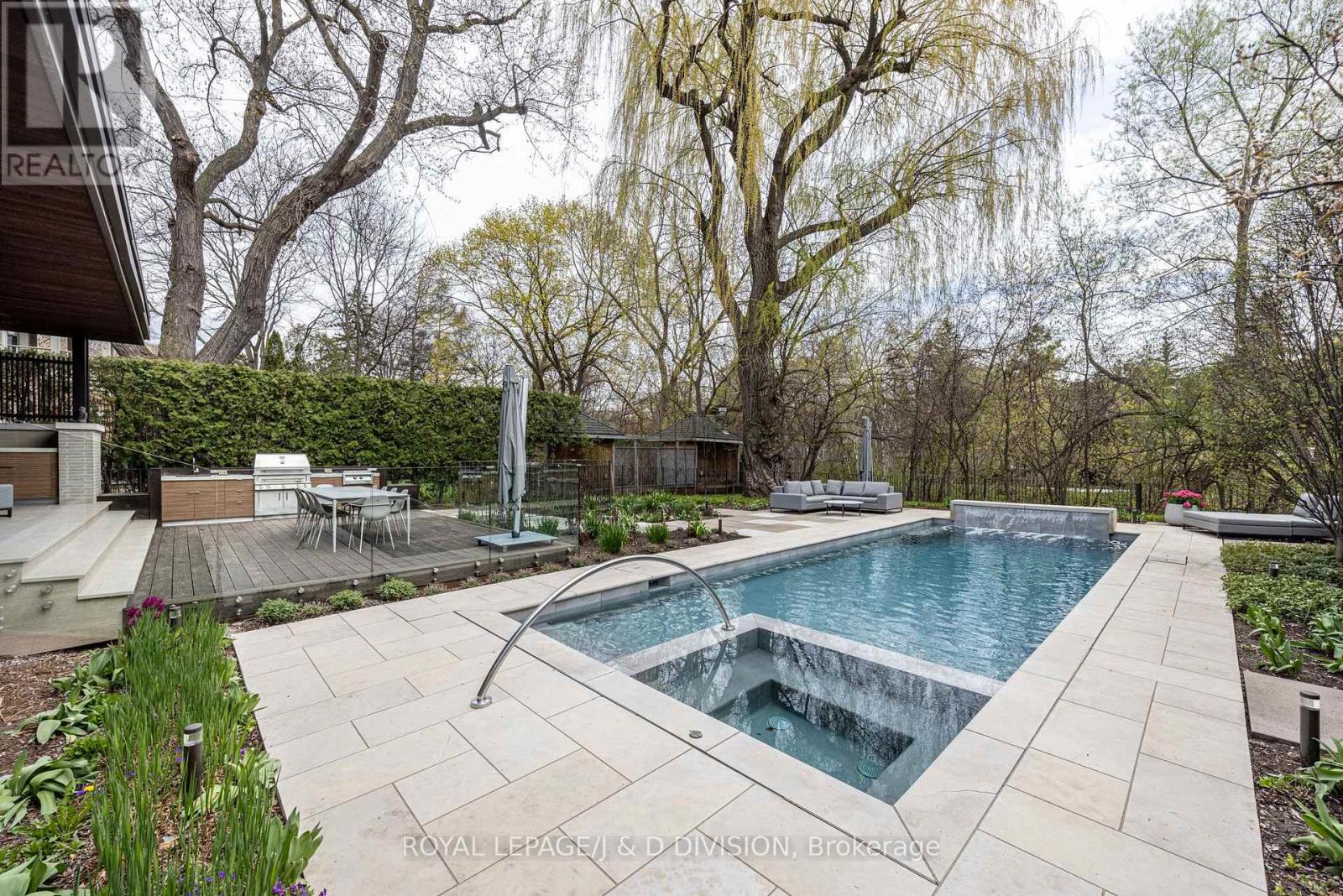 5 BROOKFIELD ROAD - 42