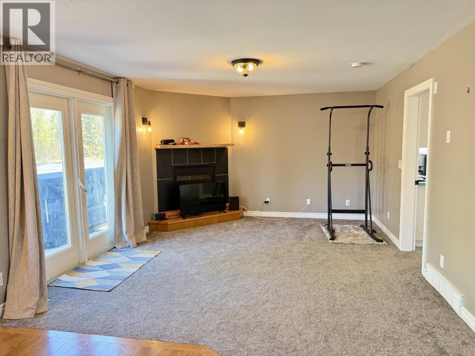 729 SANDY BEACH ROAD - 23