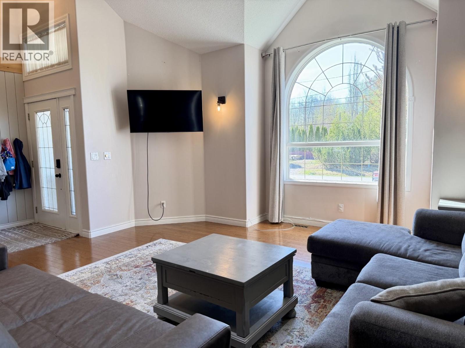 729 SANDY BEACH ROAD - 27