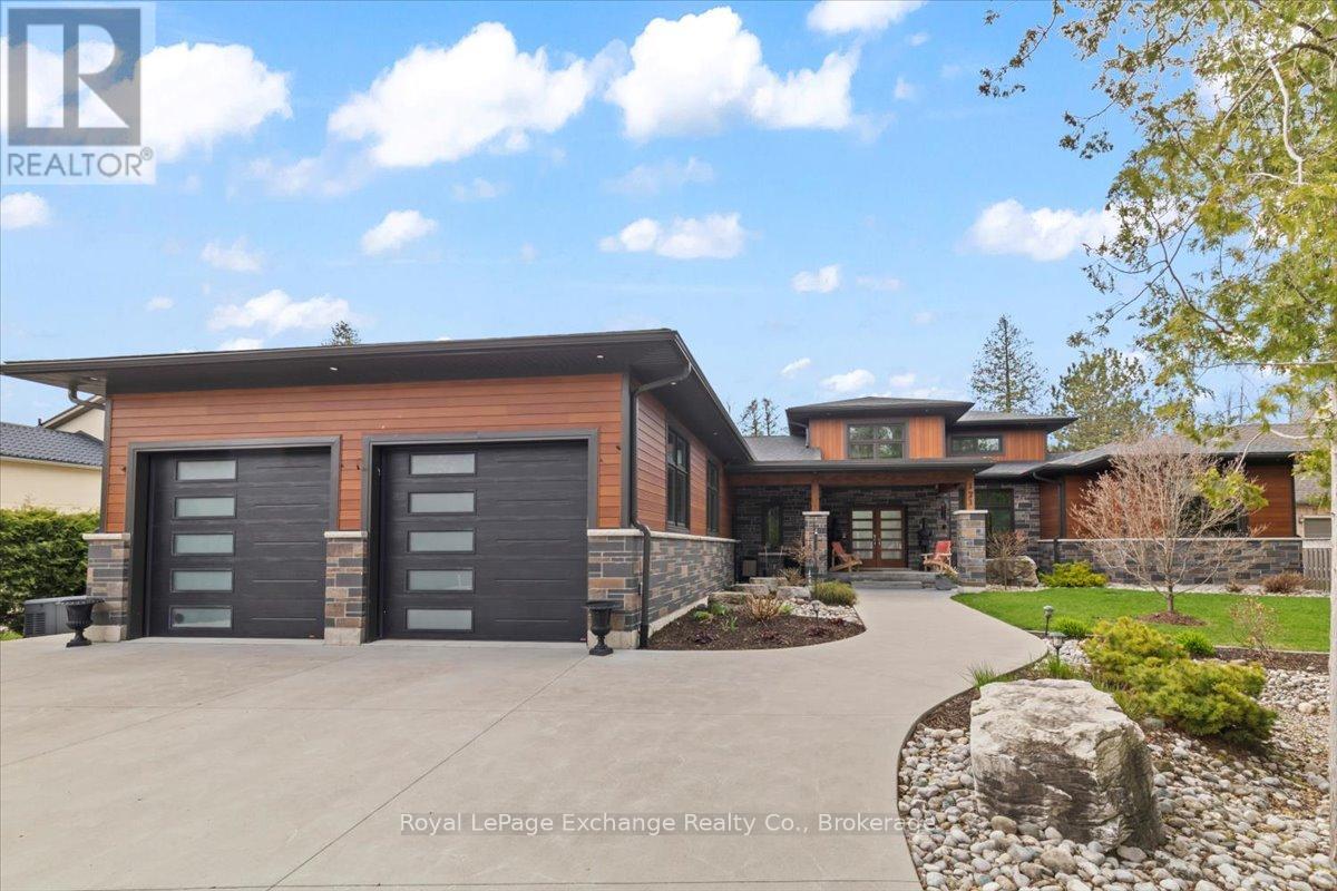 171 HURON ROAD - Image 32