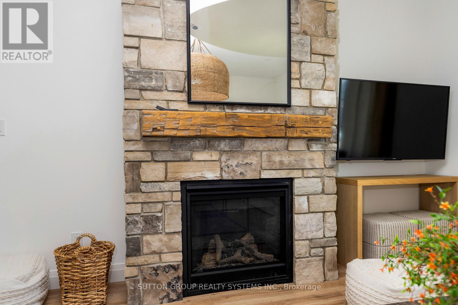 109 SYCAMORE STREET - 11