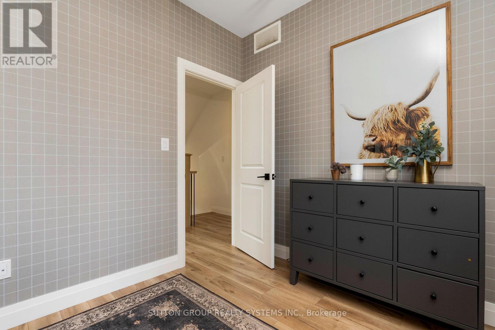 109 SYCAMORE STREET - 6