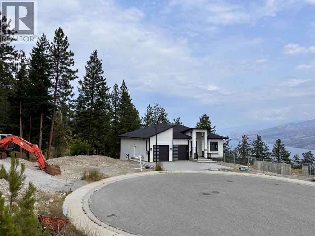 6051 Gerrie Road, Peachland