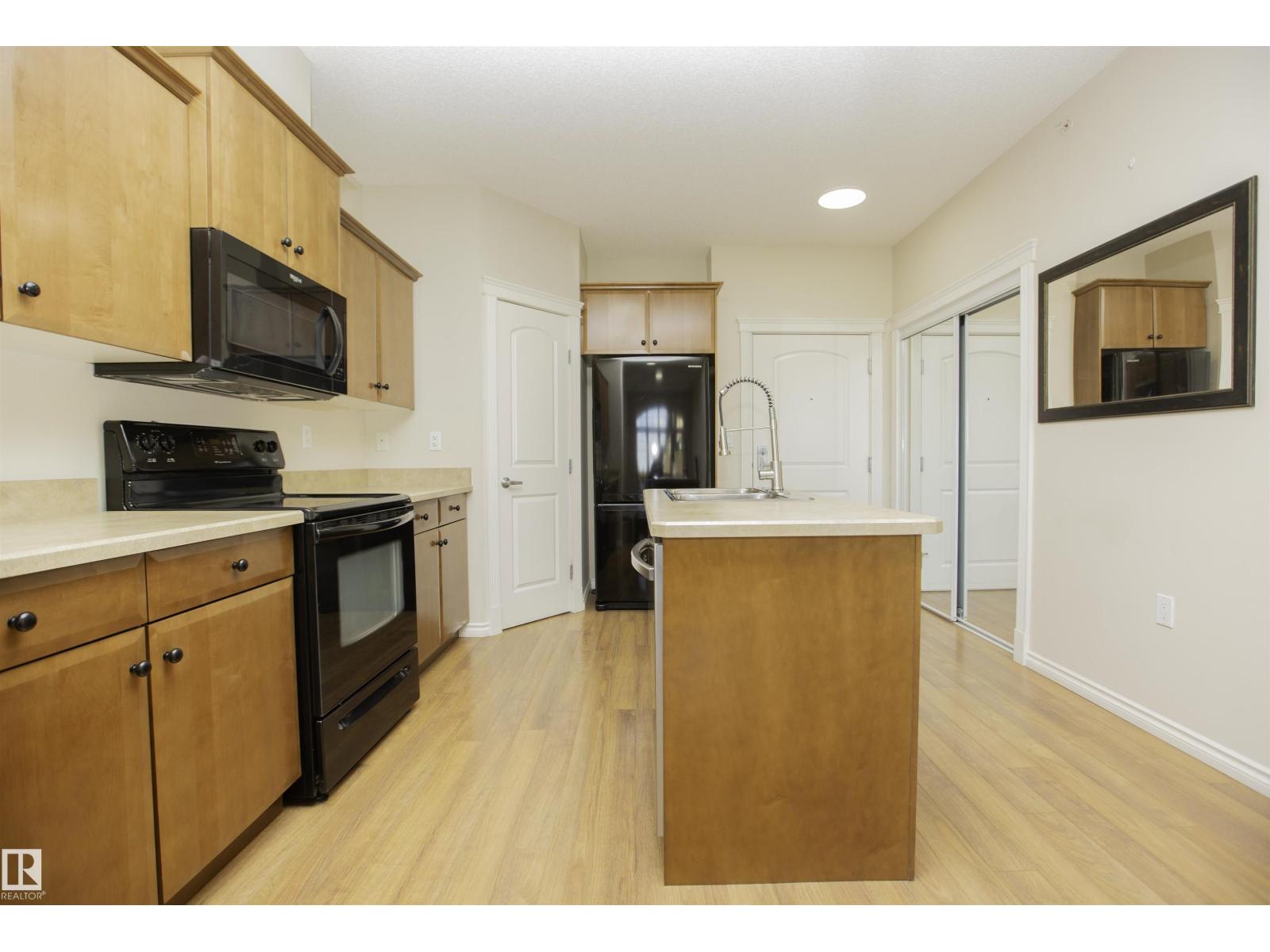 #404 9820 165 ST NW - 9
