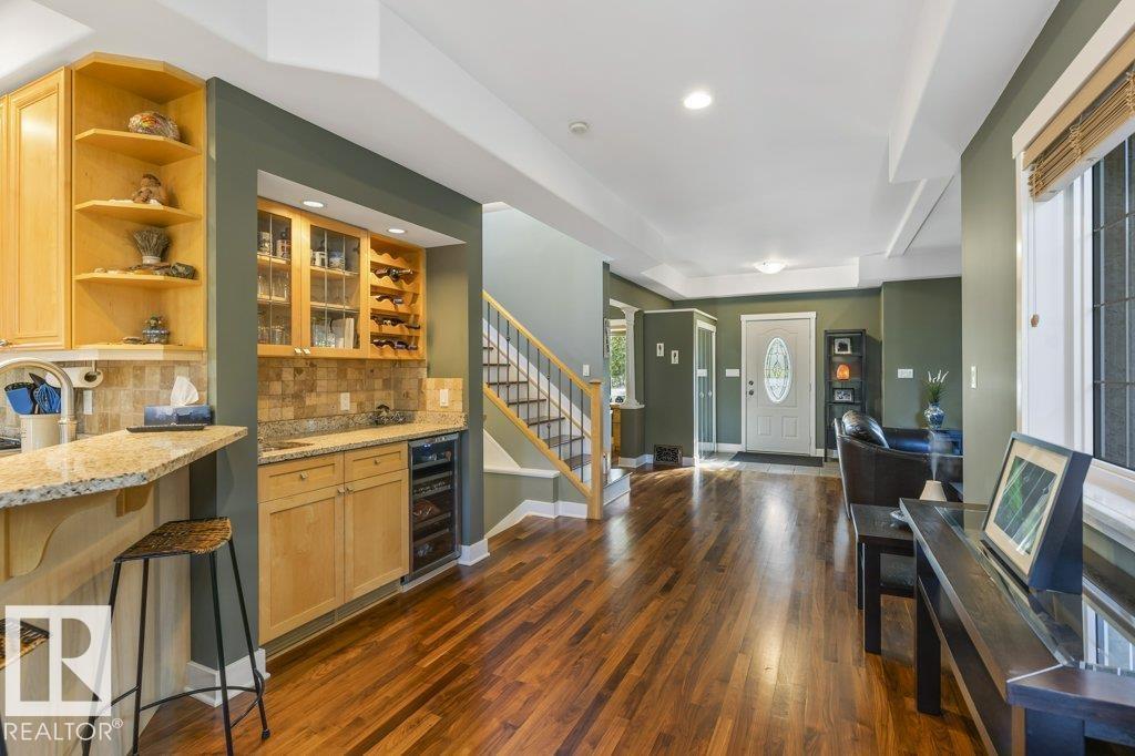 11030 122 ST NW, Edmonton