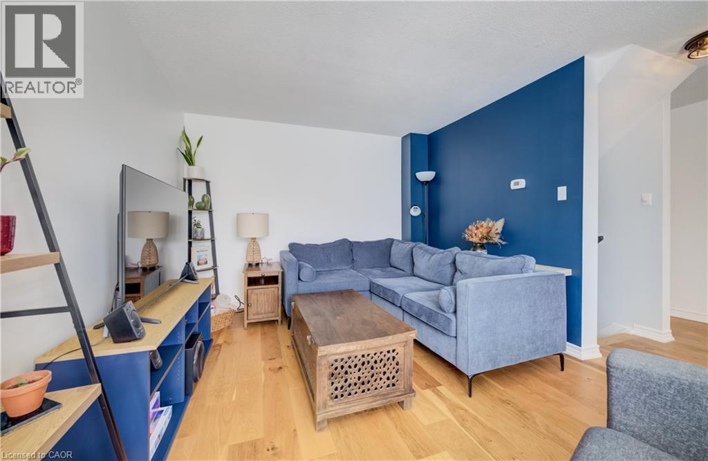 60 ELMSDALE Drive Unit# 11, Kitchener, Ontario, N2E2G4 — Photo 11