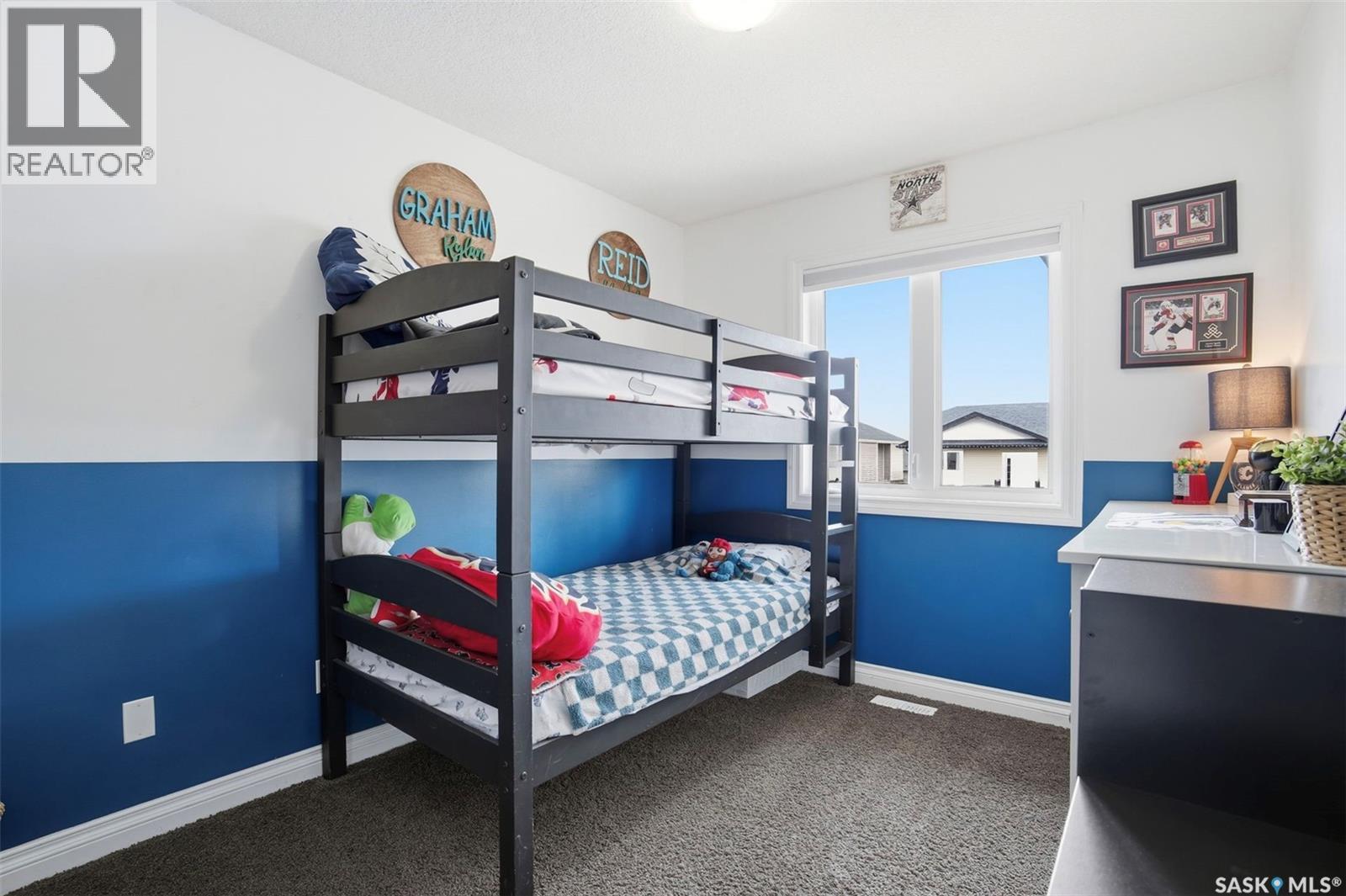 304 Martens AVENUE — photo 11