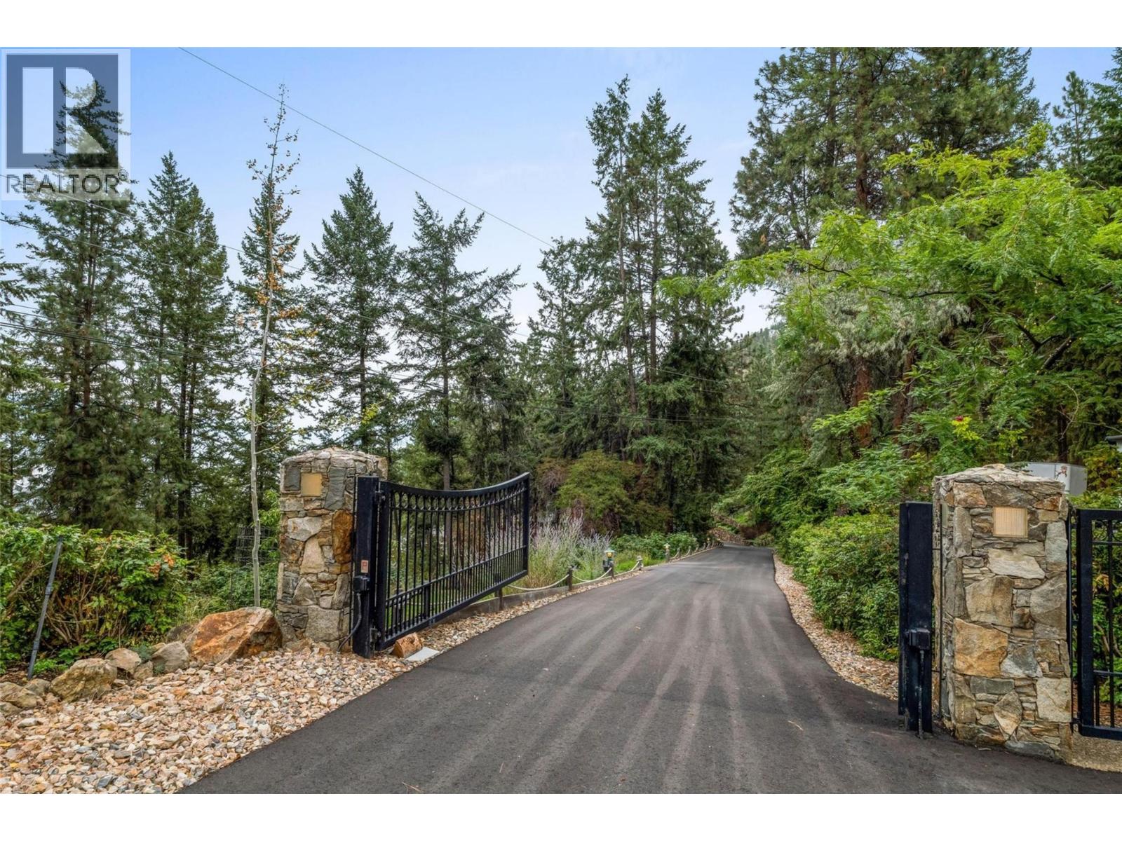 2765 Arthur Road, Kelowna