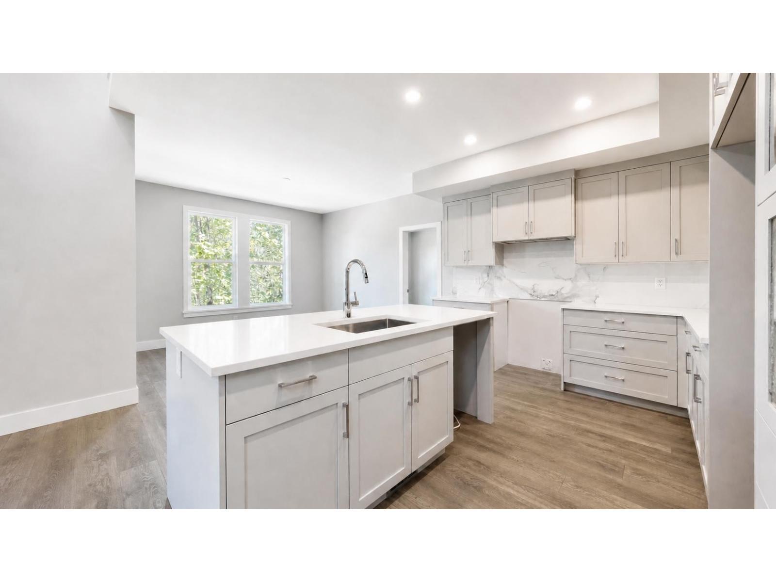 1981 SPARROW HAWK PLACE, Mt Woodside, Agassiz
