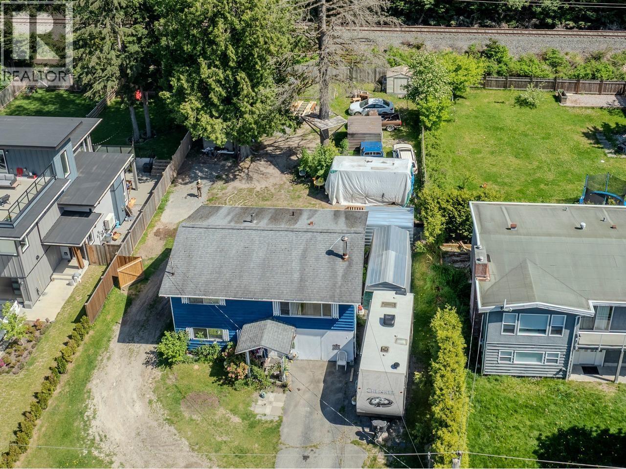 42066 BIRKEN ROAD, Squamish