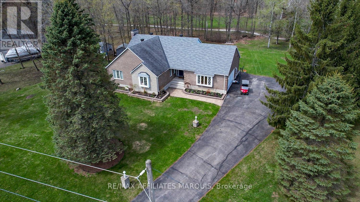 8 TUDOR CIRCLE - 4