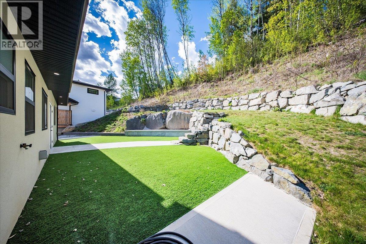 934 REDSTONE Drive - 14