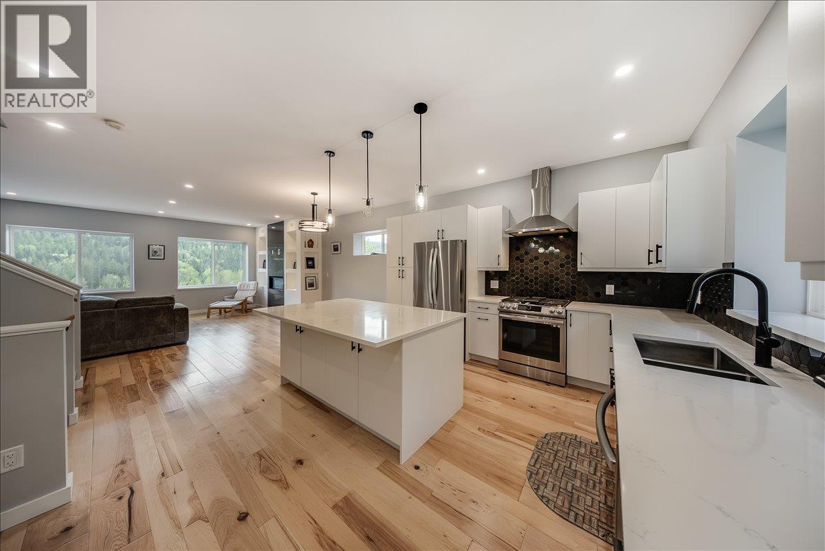 934 REDSTONE Drive - 15