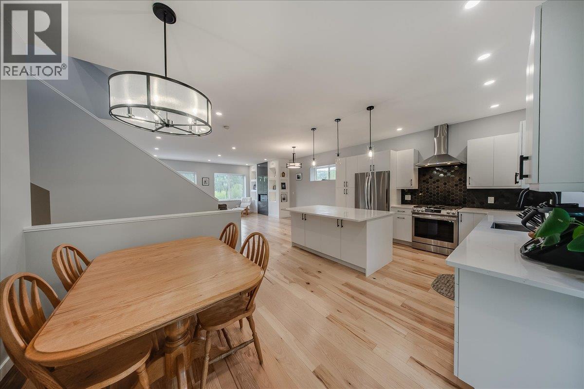 934 REDSTONE Drive - 16