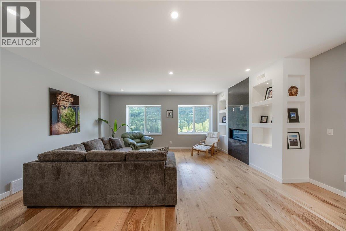 934 REDSTONE Drive - 17