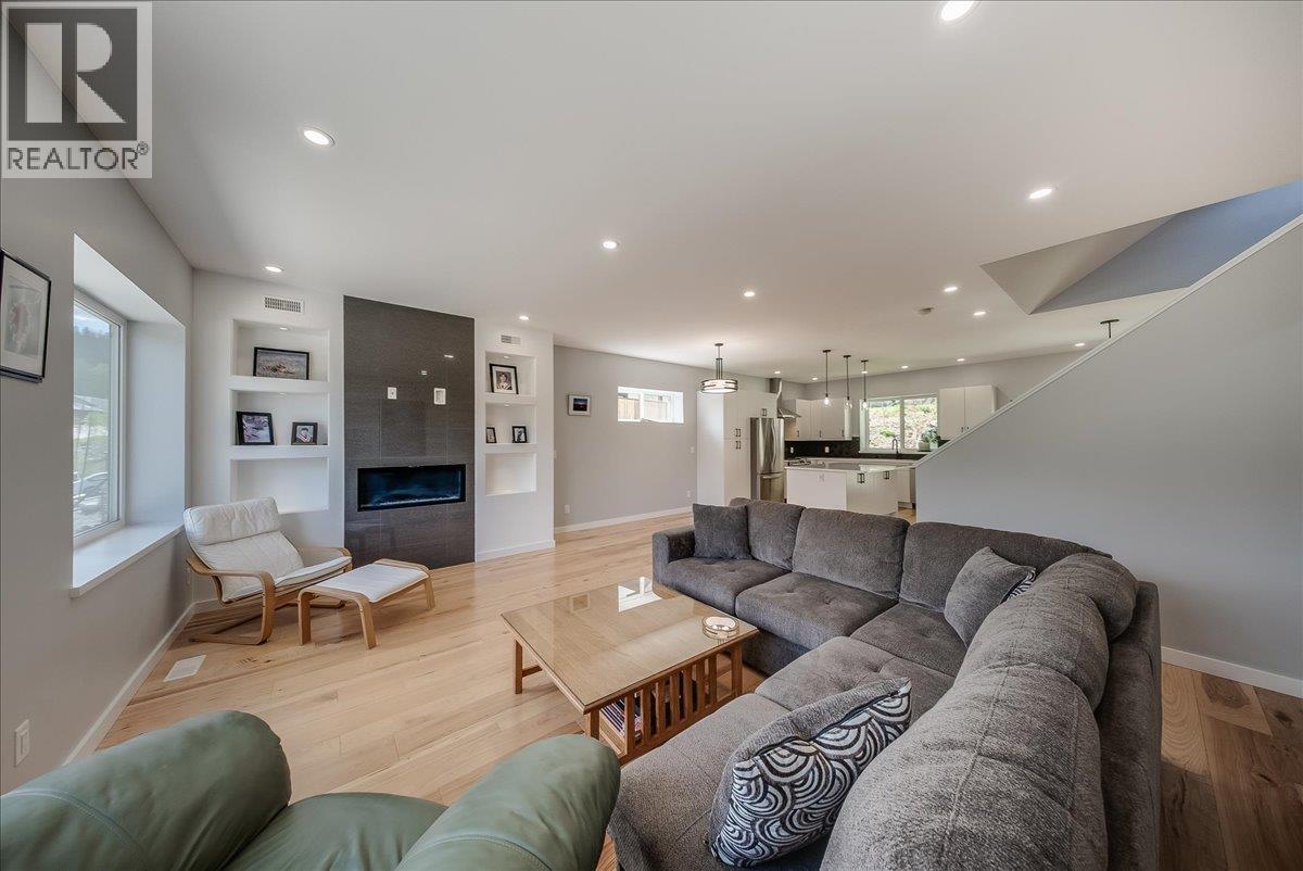 934 REDSTONE Drive - 18