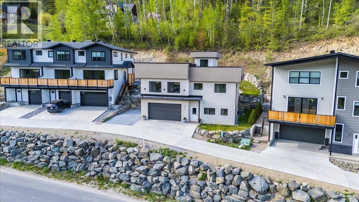 934 REDSTONE Drive - 2