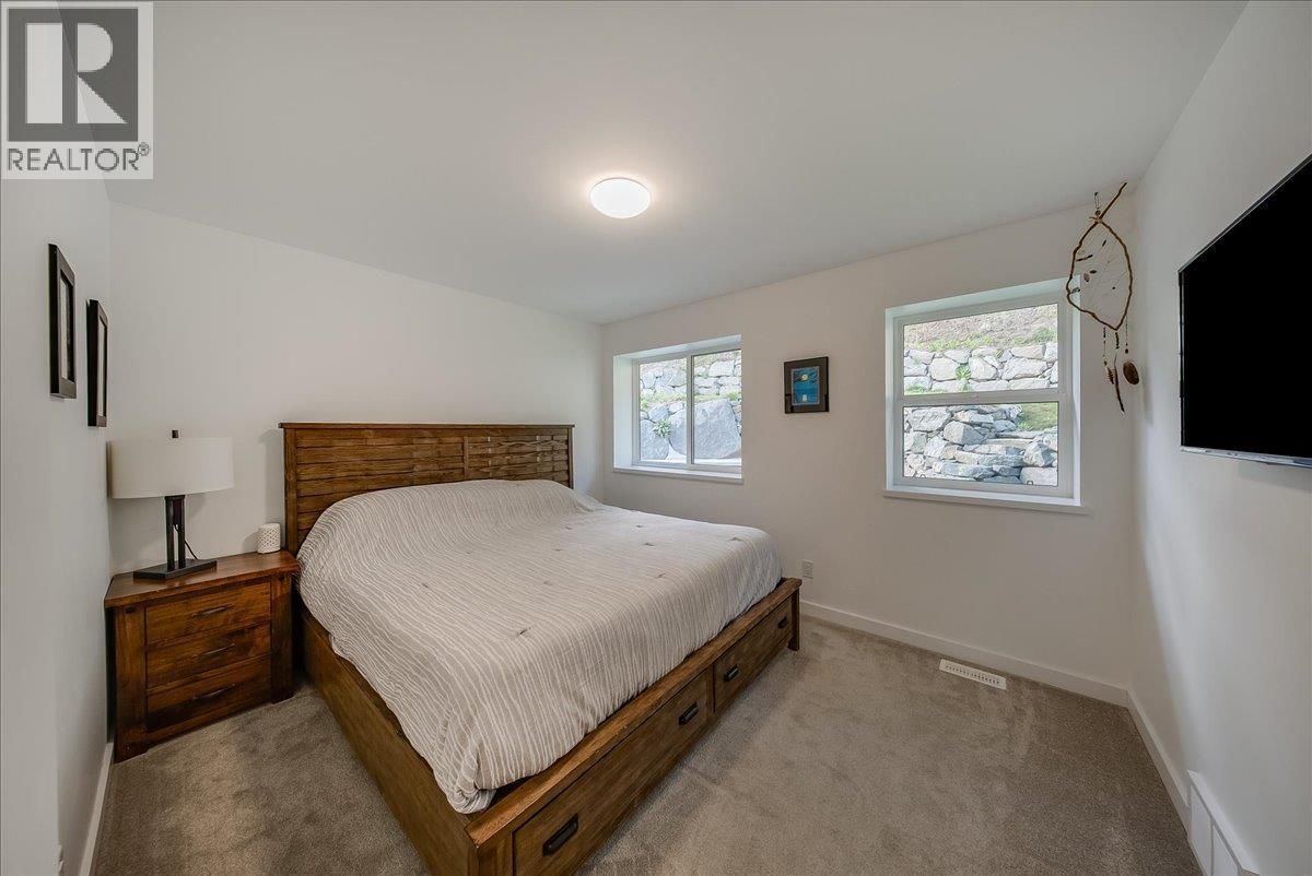 934 REDSTONE Drive - 23