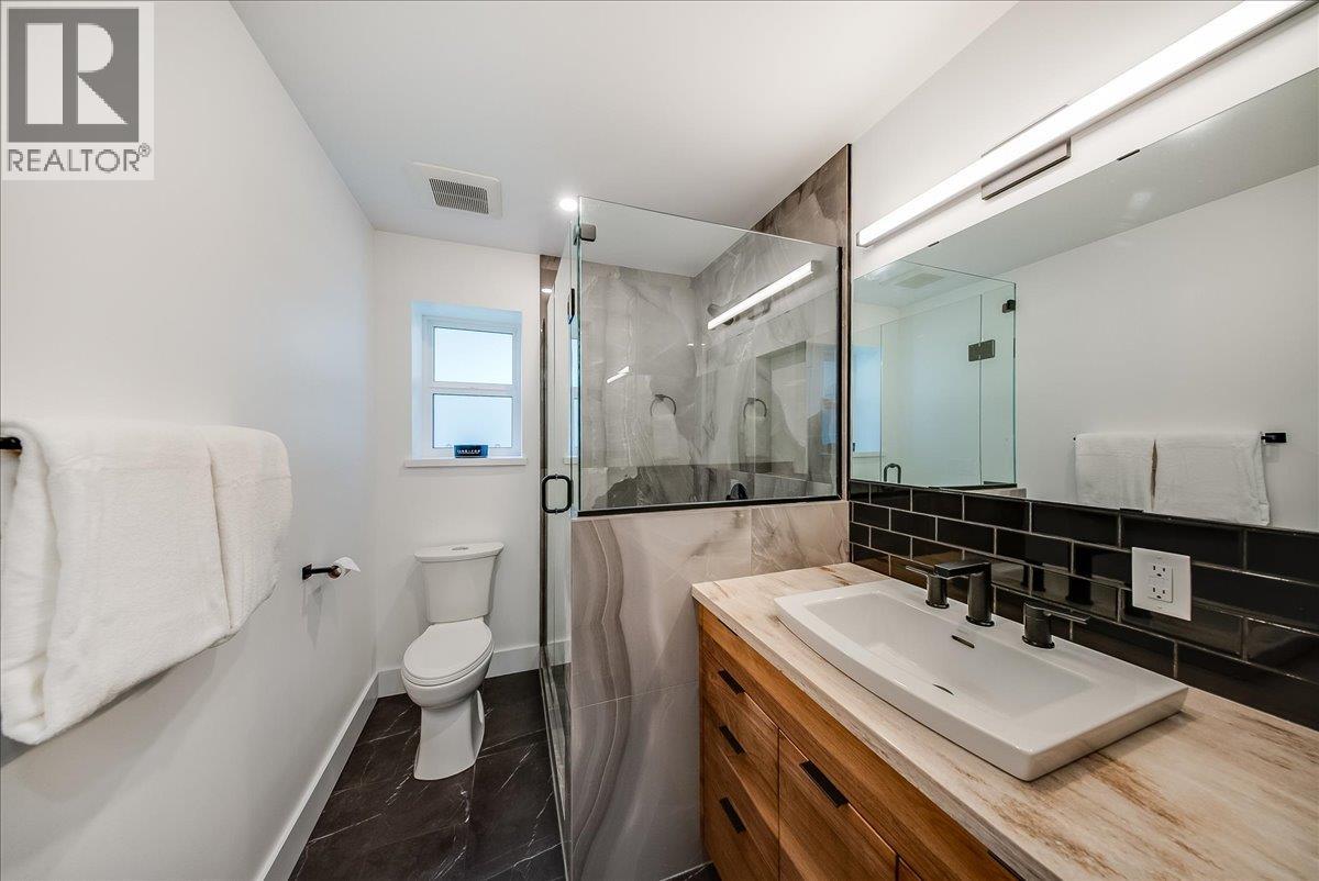 934 REDSTONE Drive - 28