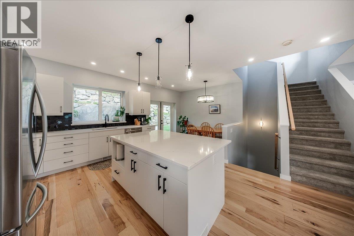 934 REDSTONE Drive - 6