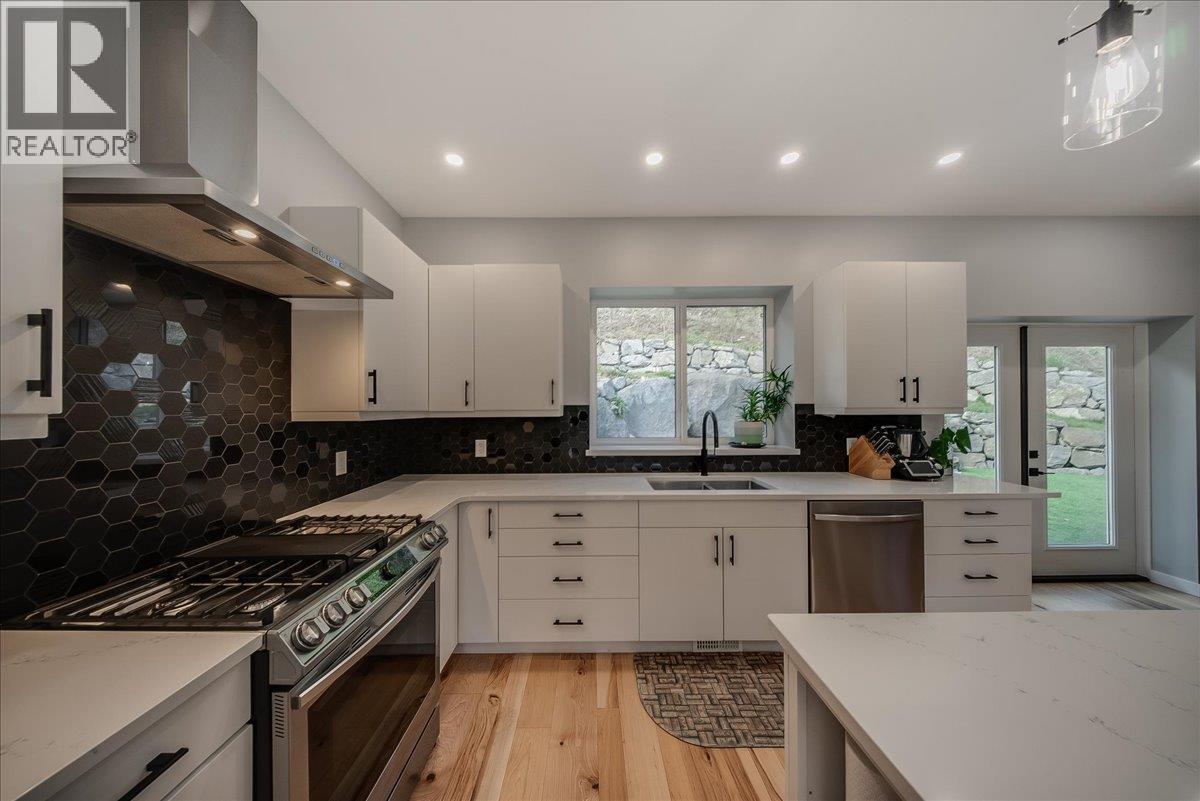 934 REDSTONE Drive - 8