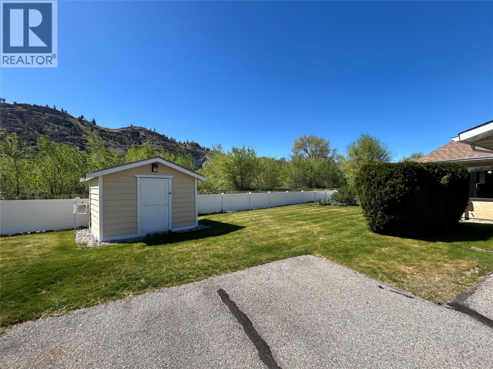#9 145 Redwing Place - 2