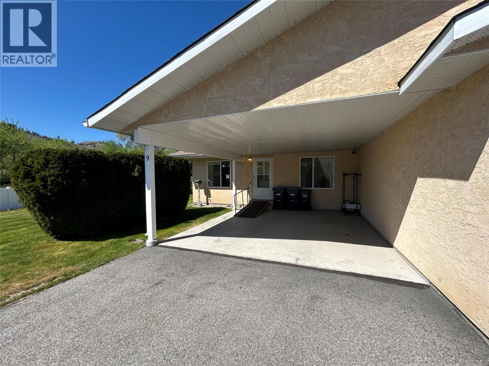 145 Redwing Place Unit# 9, Oliver